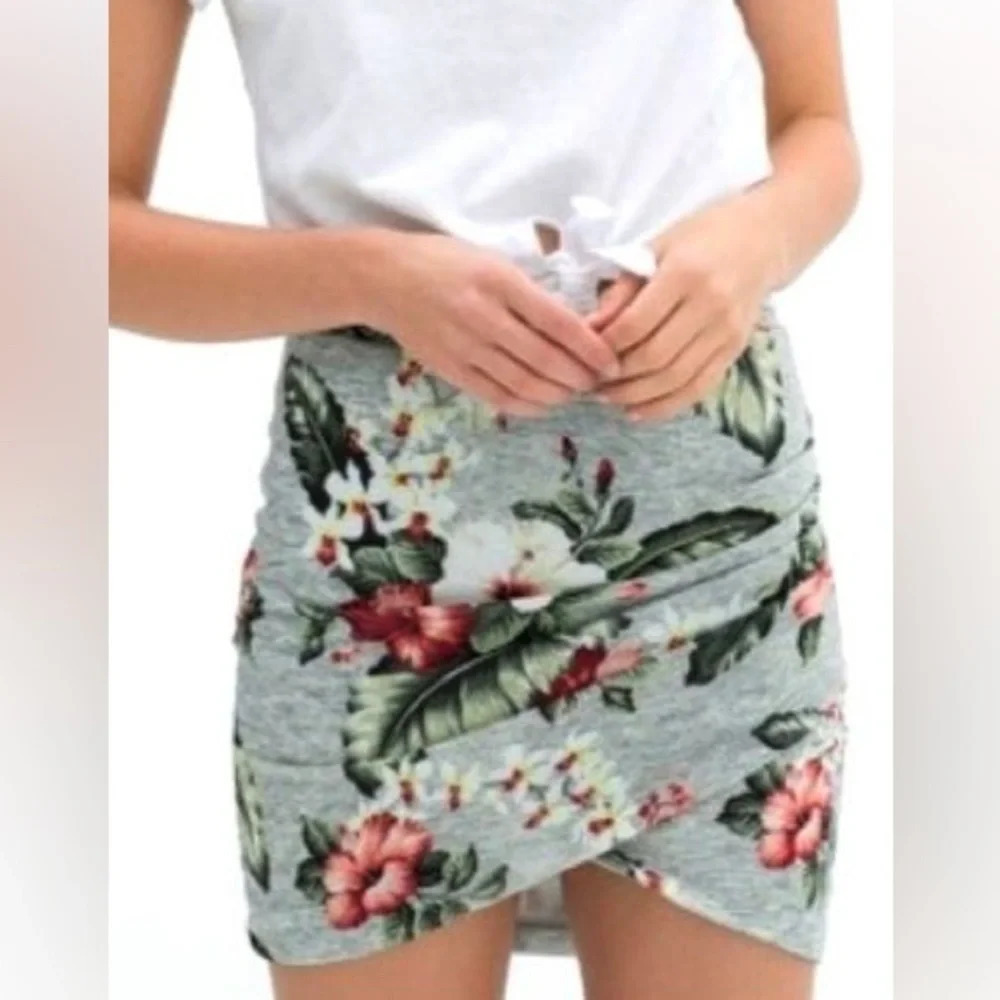 Zara Grey Floral Hibsicus Tropical Faux Wrap Skirt Women’s Size Medium M